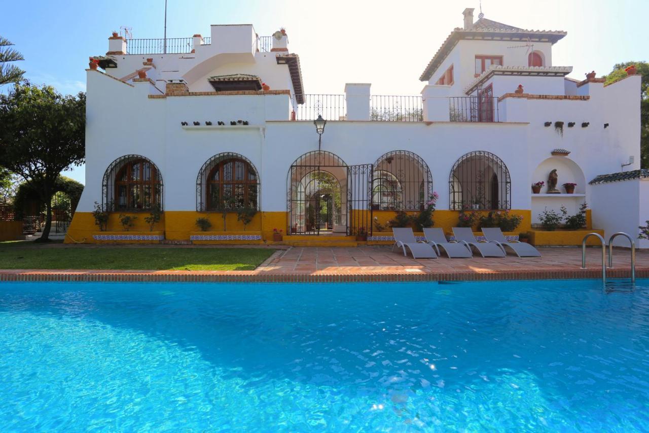 Villa Clavero One Premium Apt Малага Екстер'єр фото
